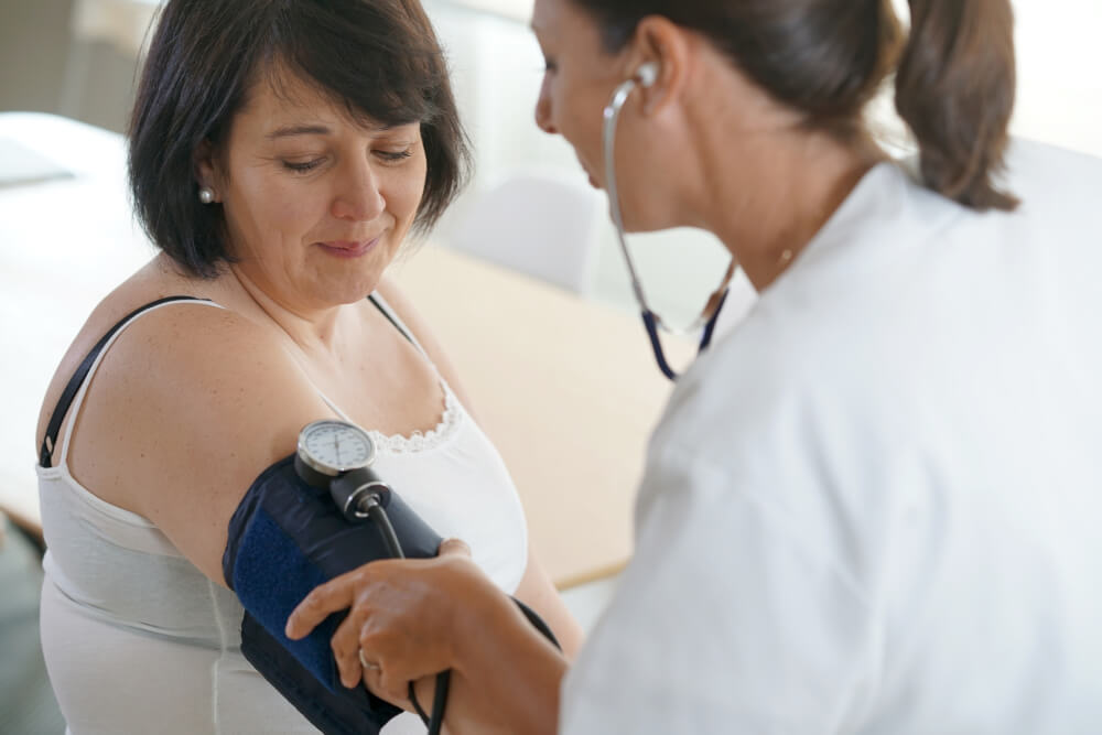 Hipertenzinė krizė: įspėjamieji požymiai, gydymas, prognozė